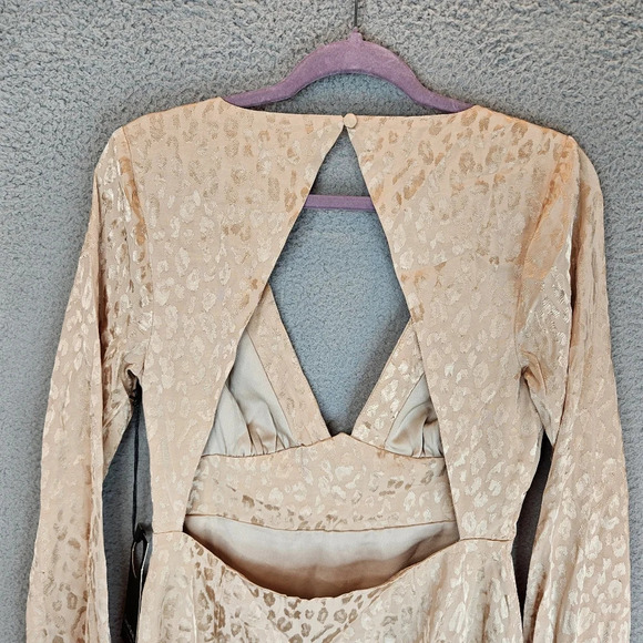 Privacy Please Womens Mini Dress Sz M Ella Beige Subtle Leopard Print - Picture 6 of 13